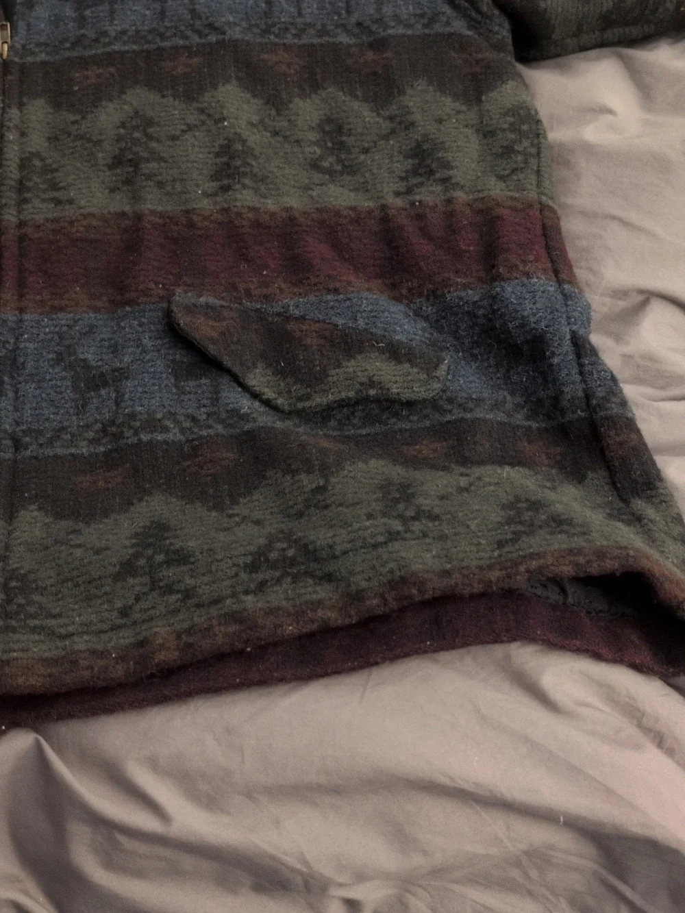 Woolrich Blue Red Green and Black AztecWomen's XL Jacket - Picture 9 of 16